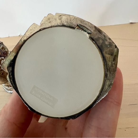 Vintage Santa Claus Holiday Salt & Pepper Shakers international silver company - Picture 6 of 6